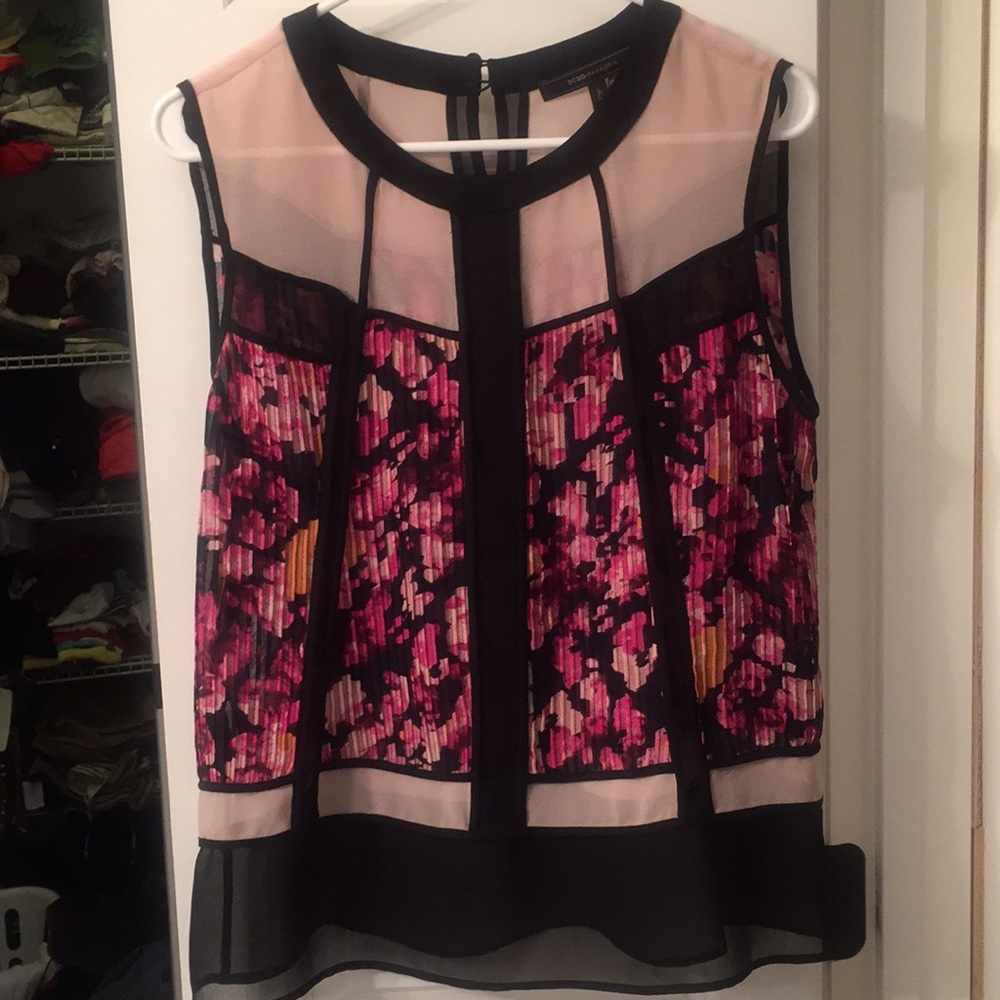 BCBG top